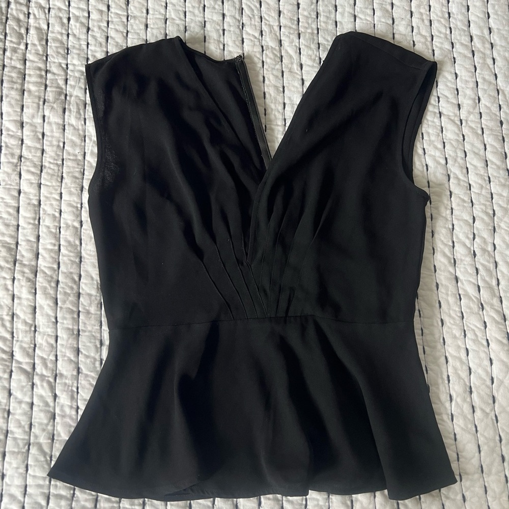 Halogen v neck Elegant Black Sleeveless blouse